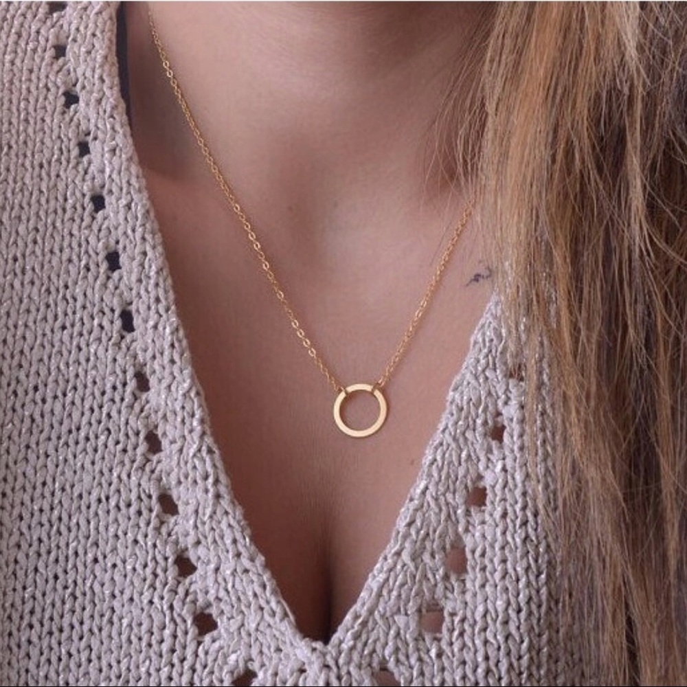 Gold Color Circle Pendant Necklace